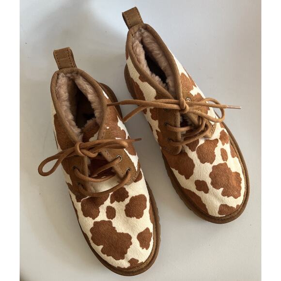 UGG NEUMEL Cow Print Boots Chukka ANKLE Chestnut & White Women's 8 - Picture 2 of 15
